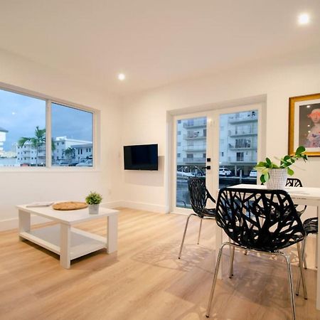 Casa Canal North Miami Beach Esterno foto